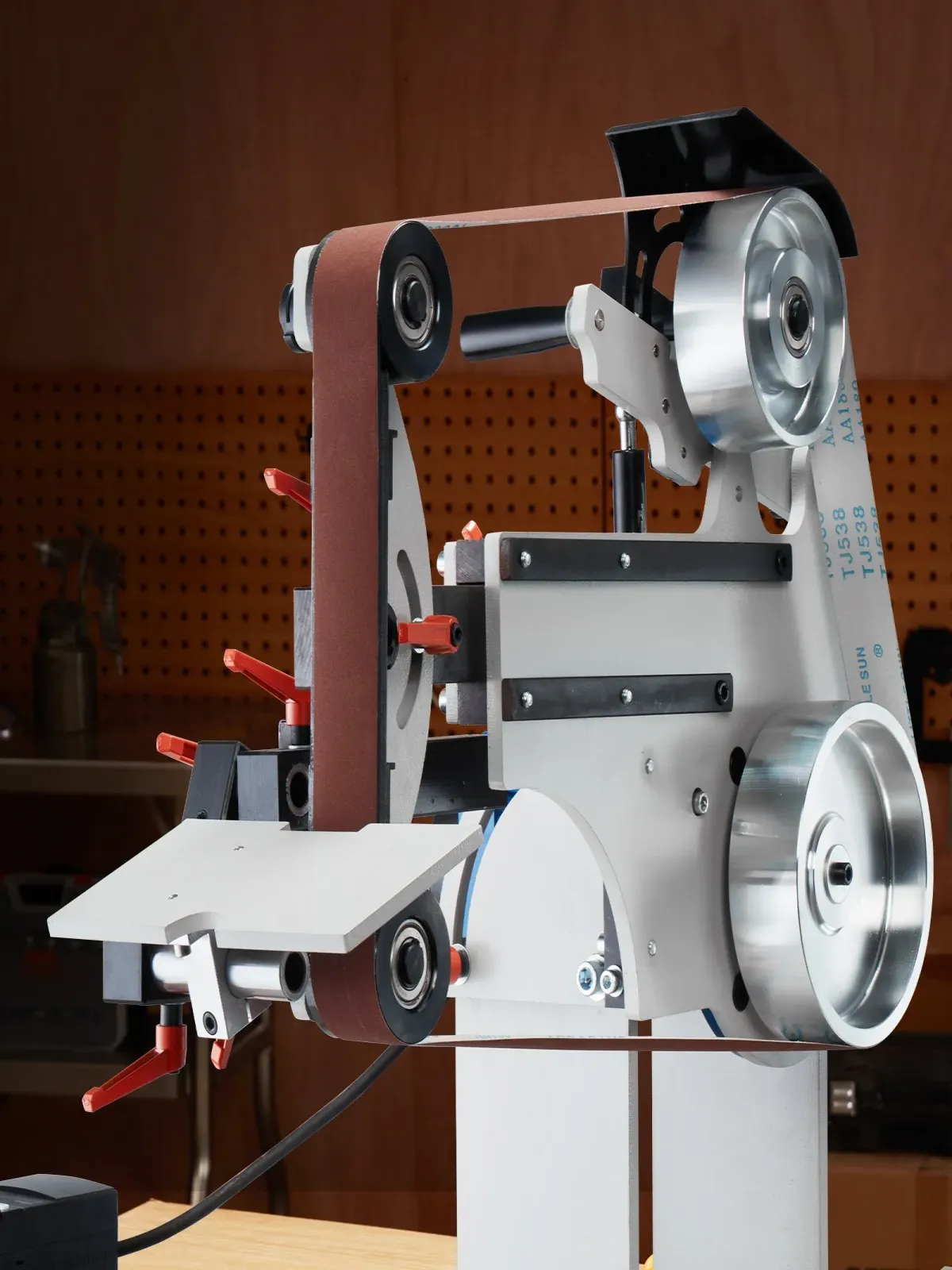 Szlifierka taśmowa 182x5 cm z falownikiem 3 formy do szlifowania metalu - obrazek 6